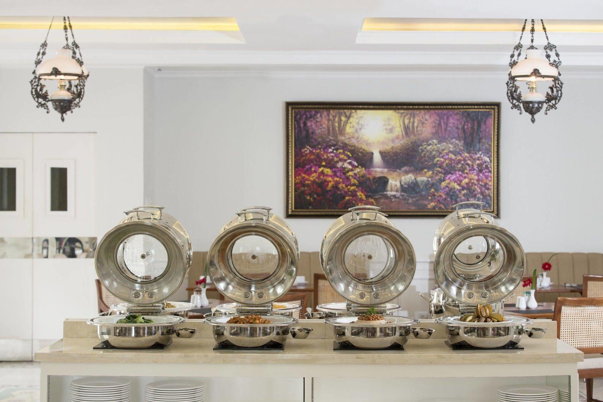 Hotel Indies Heritage Prawirotaman Yogyakarta Exterior photo